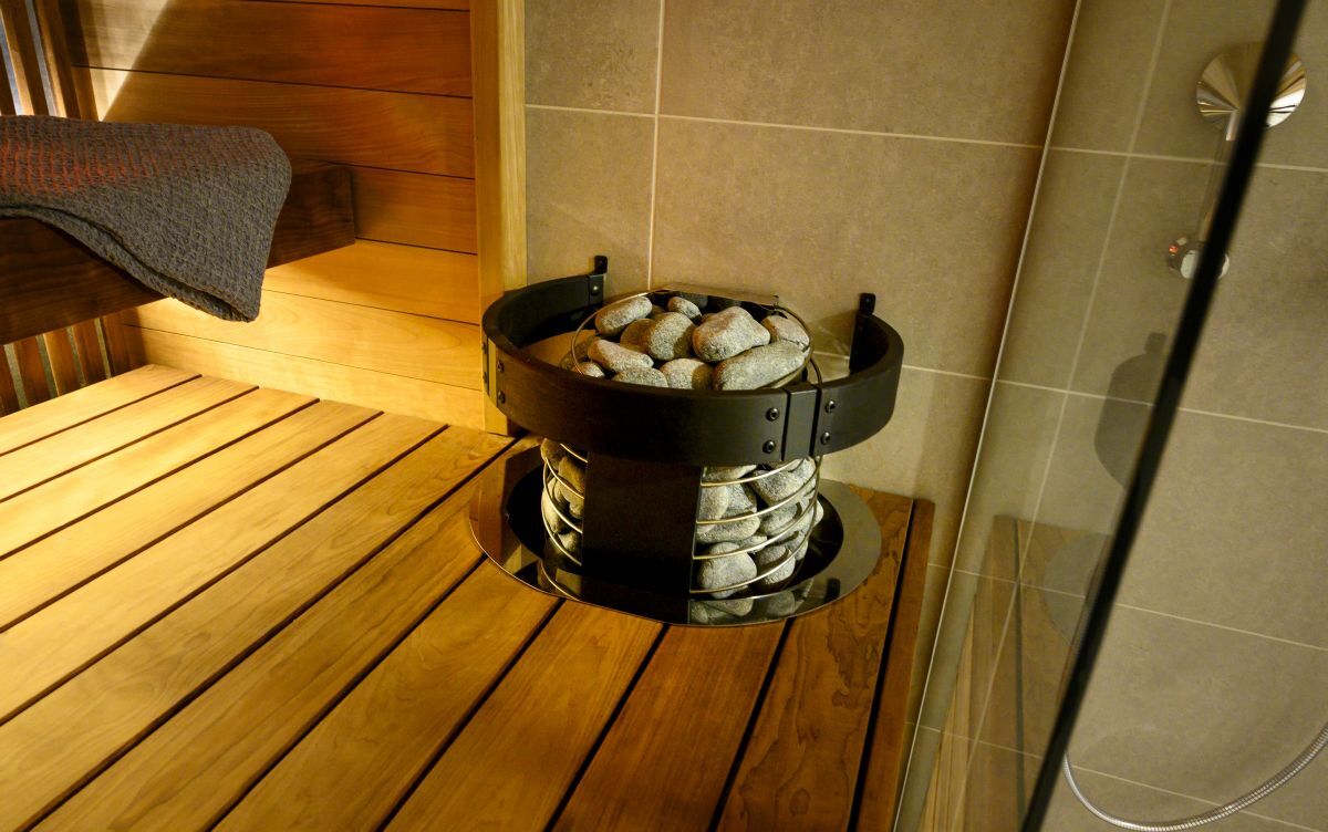 Harvia Spirit Guardrail - Black Thermotreated Birch - Saunamo