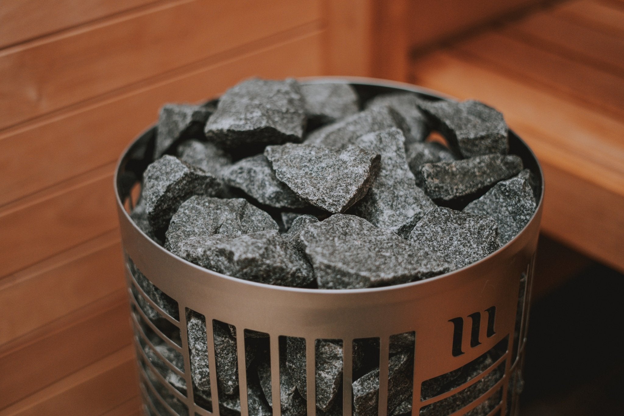 Electric heater vs. wood heater: Which is best for your sauna? - Saunamo