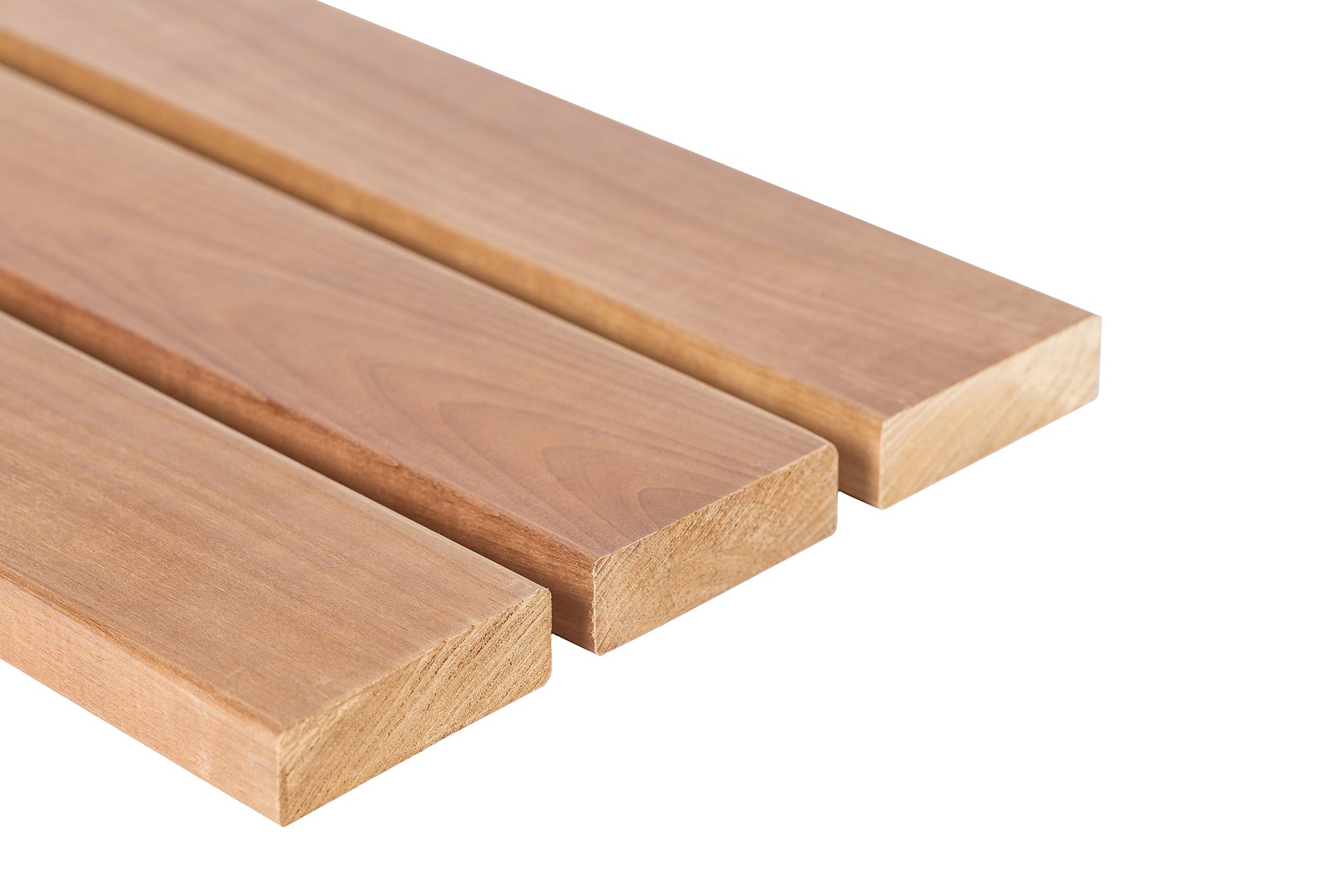 Banco de Sauna SHP 21x90mm Álamo Termomodificado, close-up.