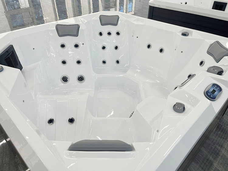 Jacuzzi Hydra 200 - Saunamo