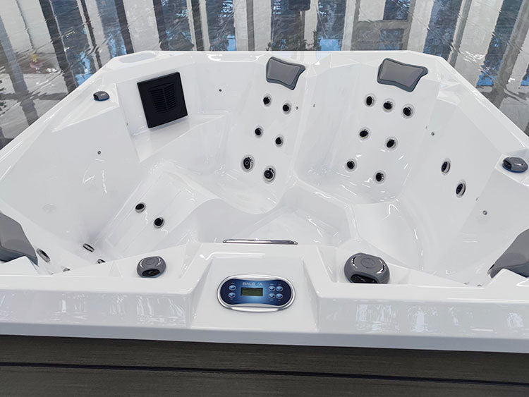 Jacuzzi Hydra 200 - Saunamo