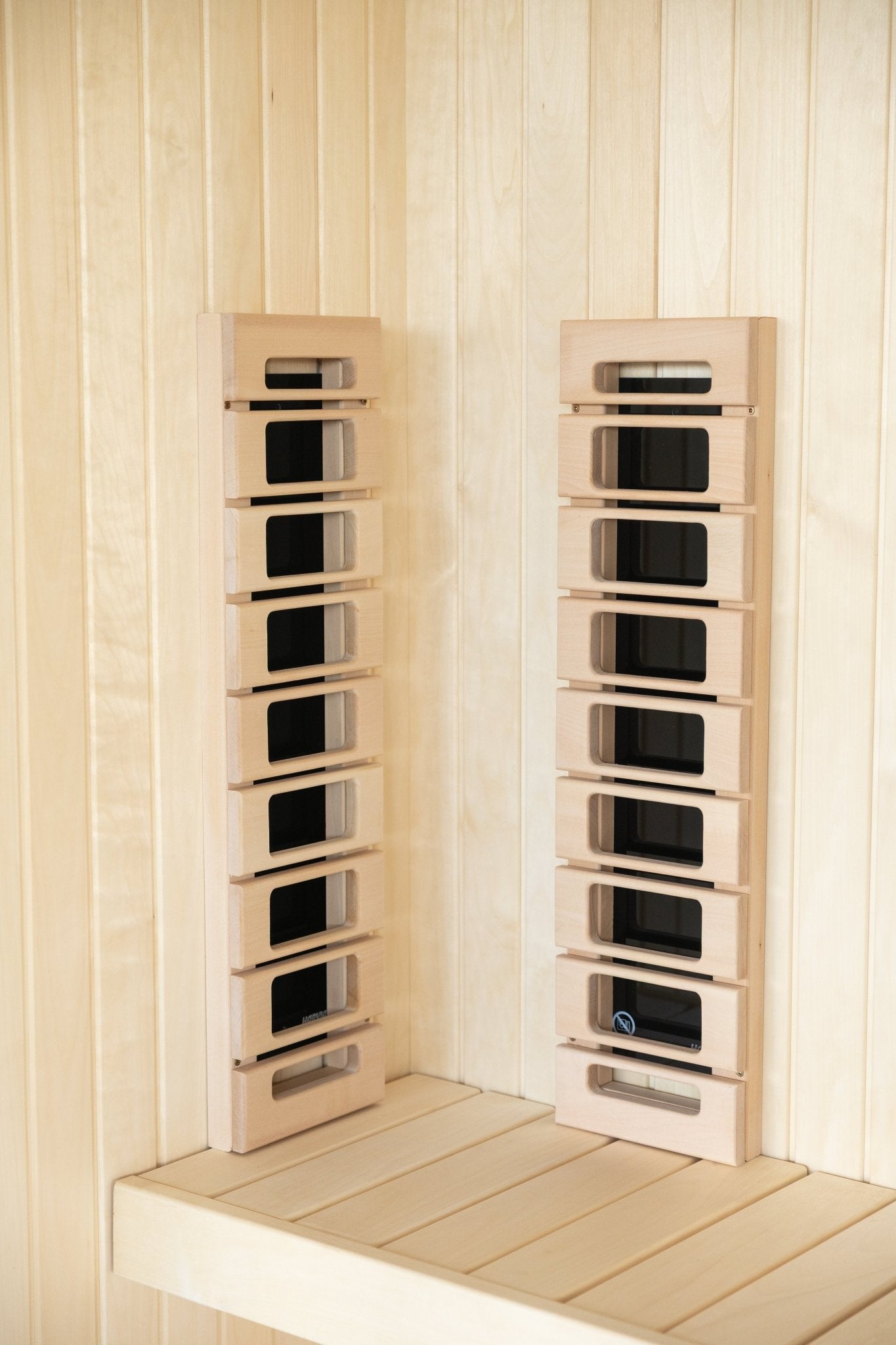 Aura 150 Infrared Sauna - Saunamo