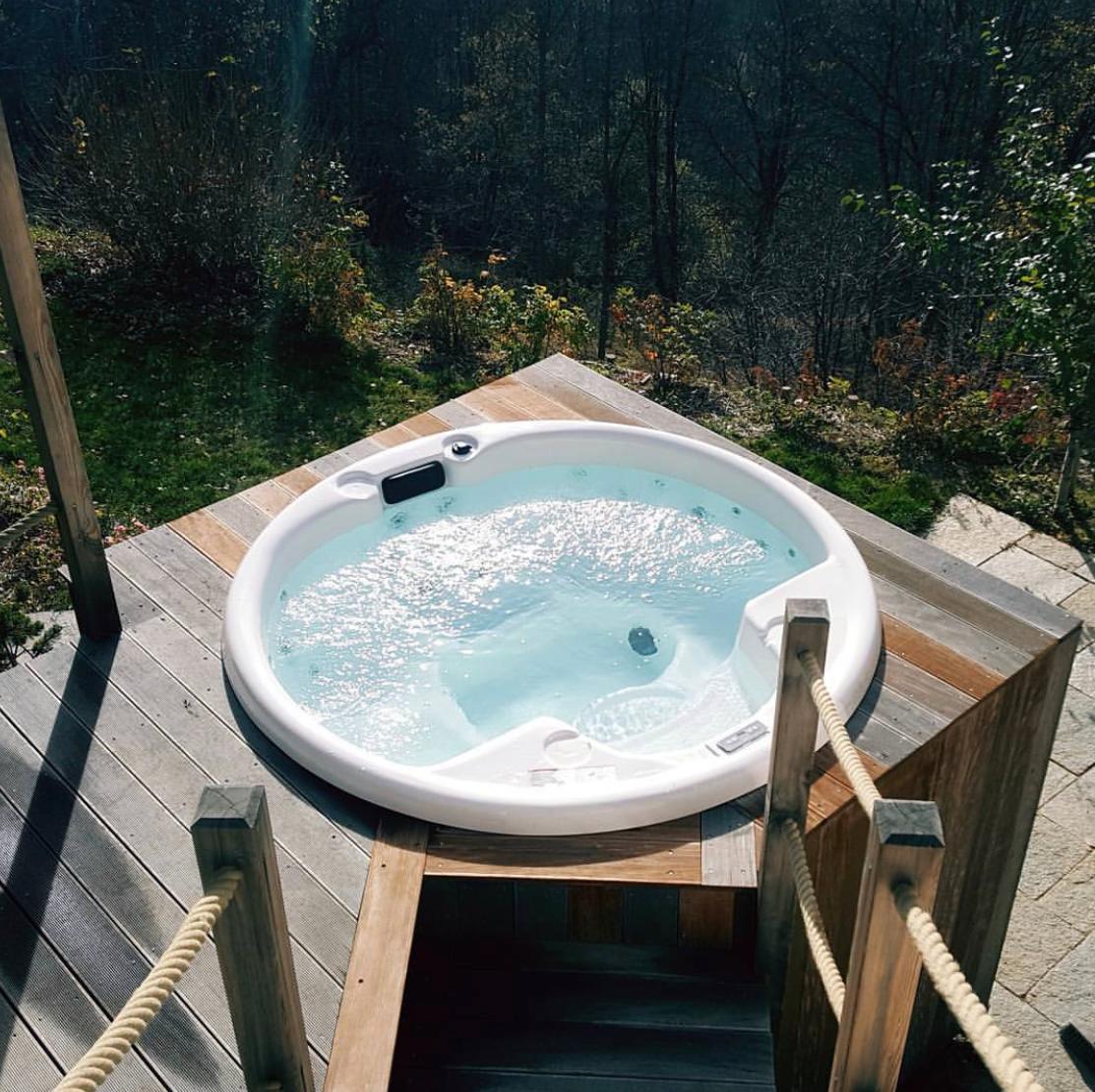Jacuzzi Exterior Therma 220 - Saunamo
